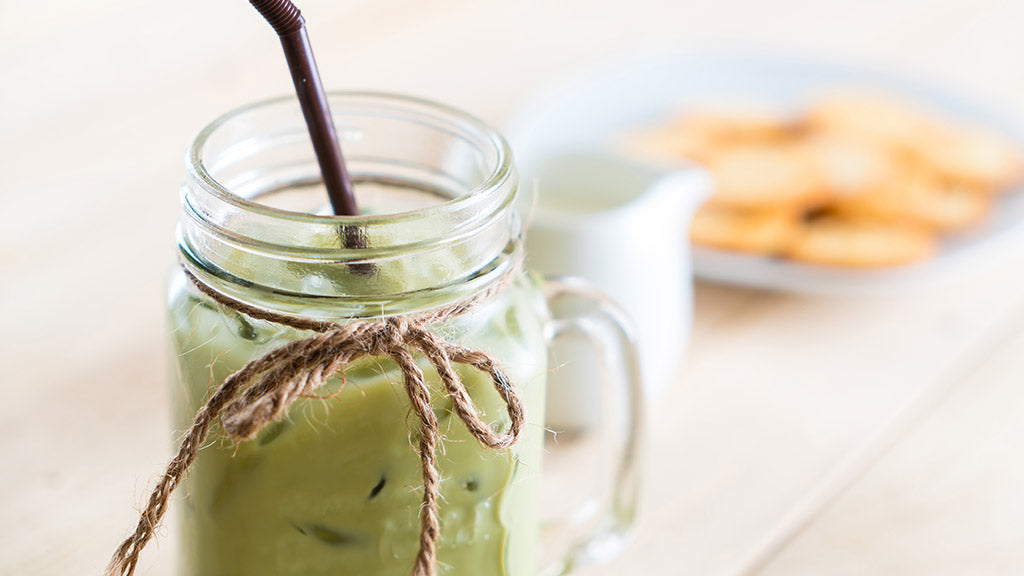 A Simple Classic Matcha Latte